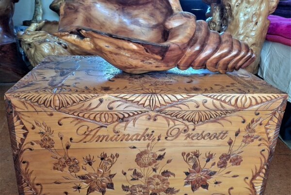 Tongan carving