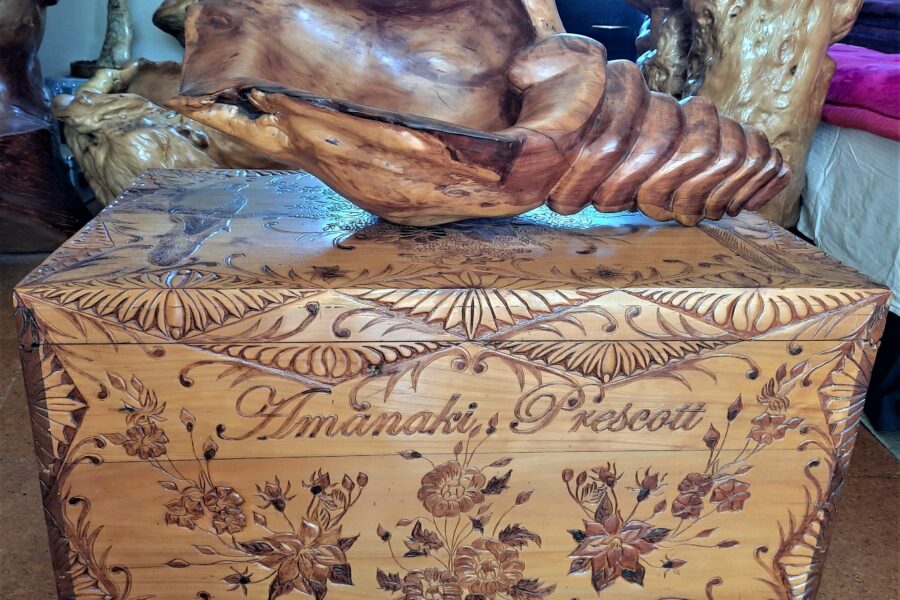 Tongan carving