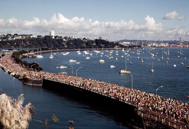 Southern Cross Round the Bays 2024